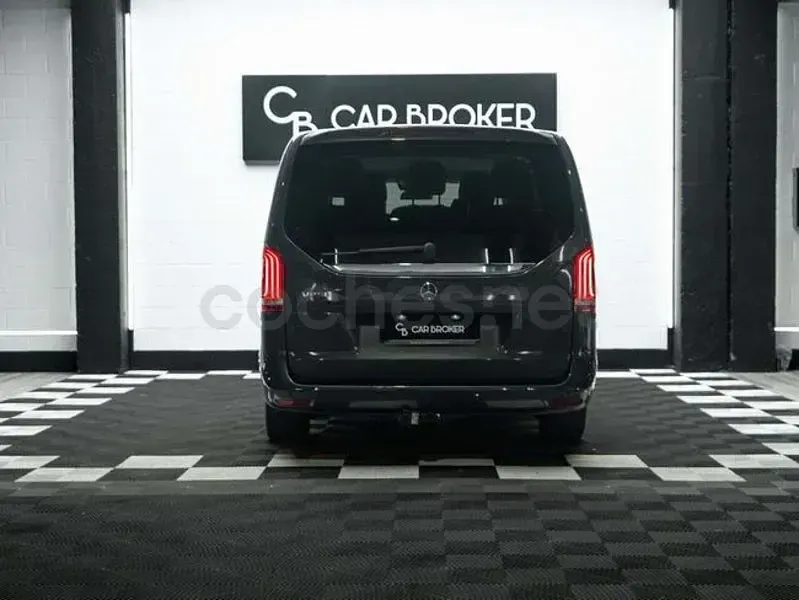 Usado Mercedes V250 Avantgarde 204 CV (150 kW) 2019 Negro Monovolumen