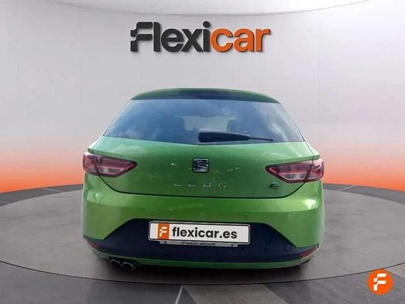Usado Seat Leon ST FR 150 CV (110 kW) 2016 Verde Familiar