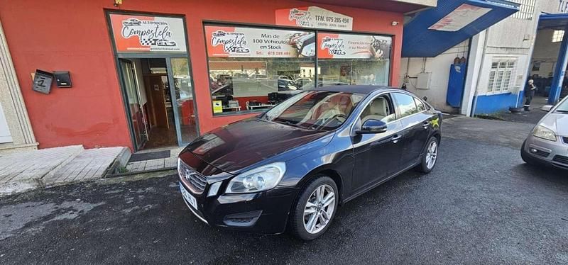 Negro Usado 2012 Volvo S60 R-Design Berlina | 5500 € - Imagen 1/4