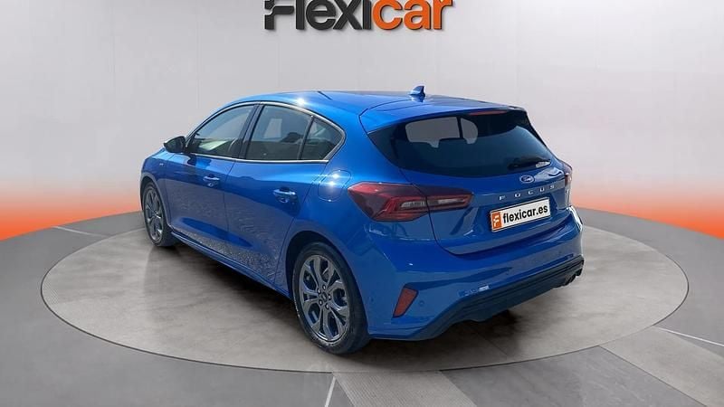Usado Ford Focus Active X 125 CV (91 kW) 2023 Azul Berlina
