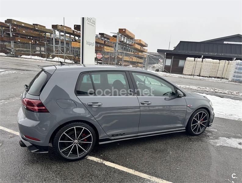 Usado VW Golf VII GTI 290 HP (213 kW) 2019 Cinzento Sedan