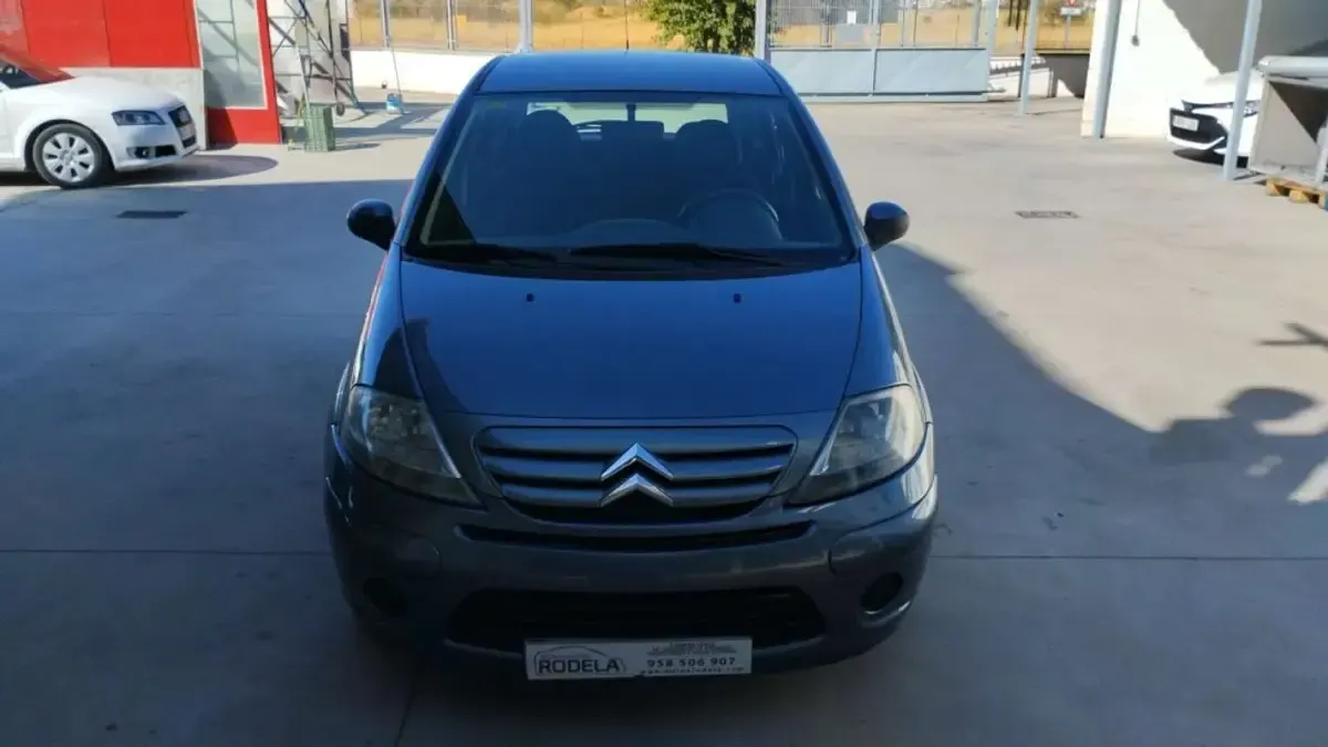 Usado Citroën C3 Furio 68 CV (50 kW) 2009 Gris Utilitario