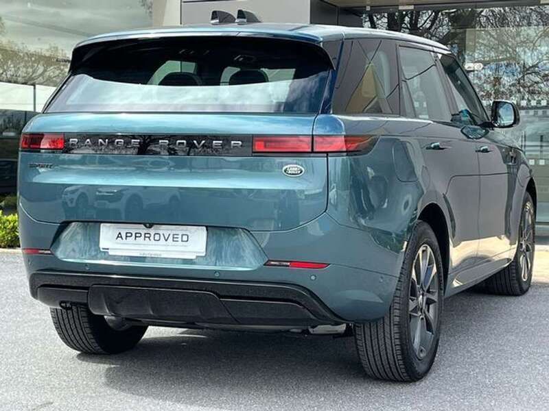 Usado Land Rover Range Rover Sport SE Dynamic 300 CV (220 kW) 2024 Giola green SUV
