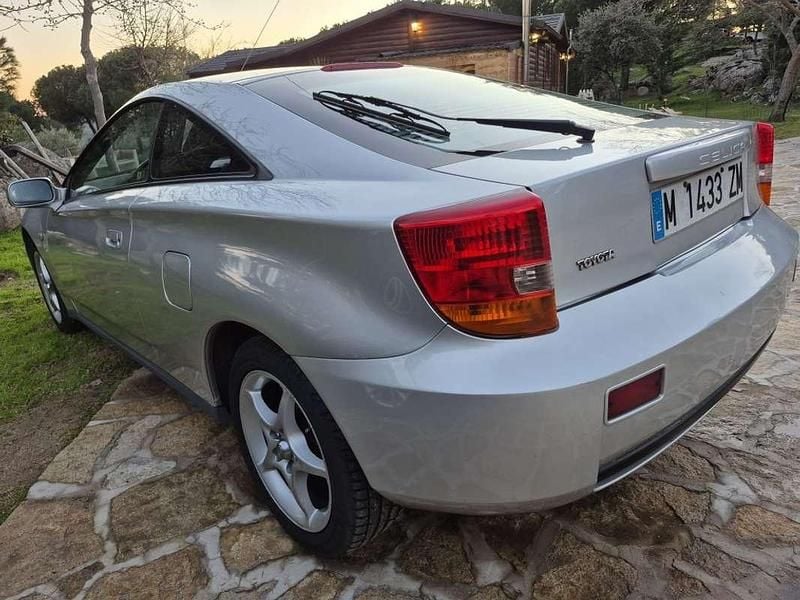 Używany Toyota Celica 143 KM (105 kW) 2000 Szary Coupe