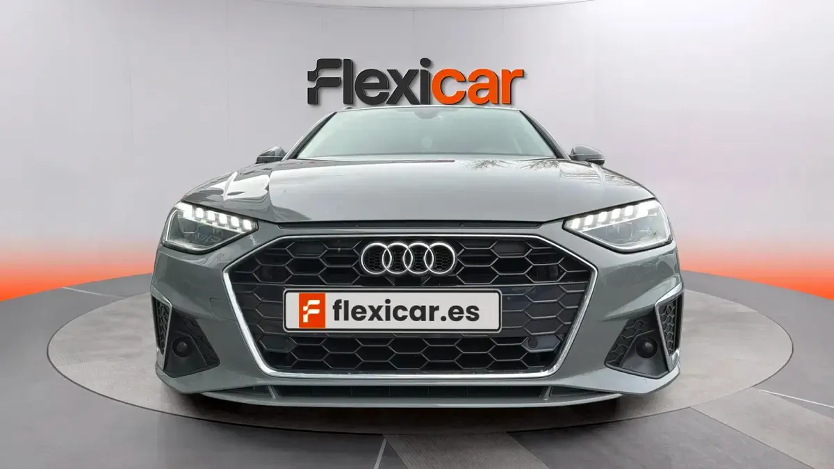 Usado Audi A4 S-Line 163 CV (119 kW) 2020 Gris Familiar