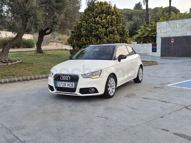 Usado Audi A1 Attraction 86 CV (63 kW) 2011 Beige Utilitario