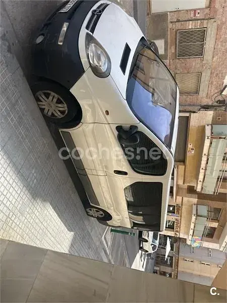 Usado Opel Vivaro 145 CV (106 kW) 2017 Blanco Monovolumen