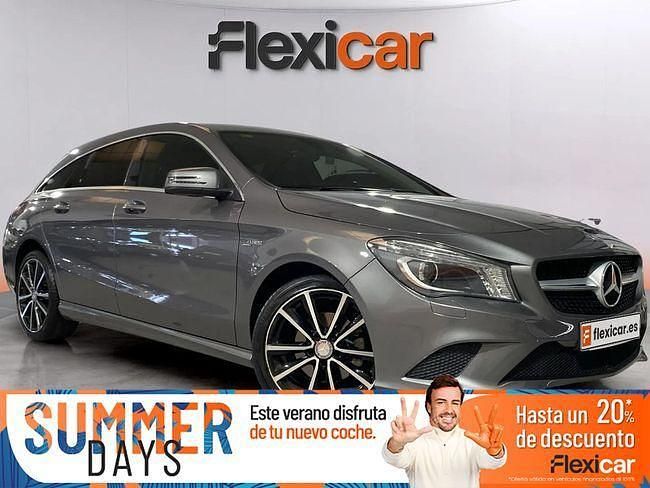 Gris Usado 2016 Mercedes CLA200 Shooting Brake Familiar | 19.290 € (Precio justo) - Imagen 1/4