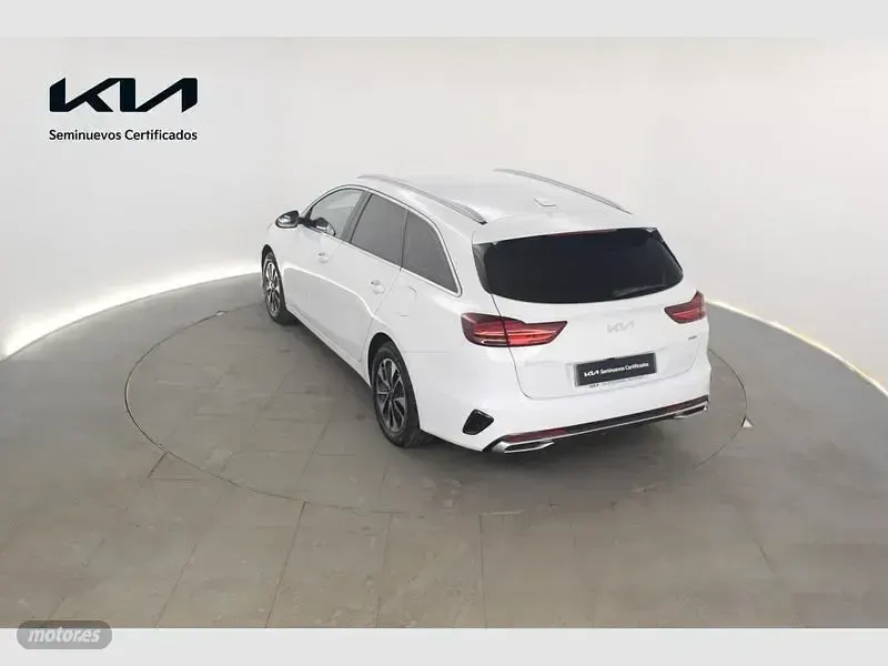 Usado Kia Ceed Sportswagon 141 CV (103 kW) 2024 Blanco Familiar