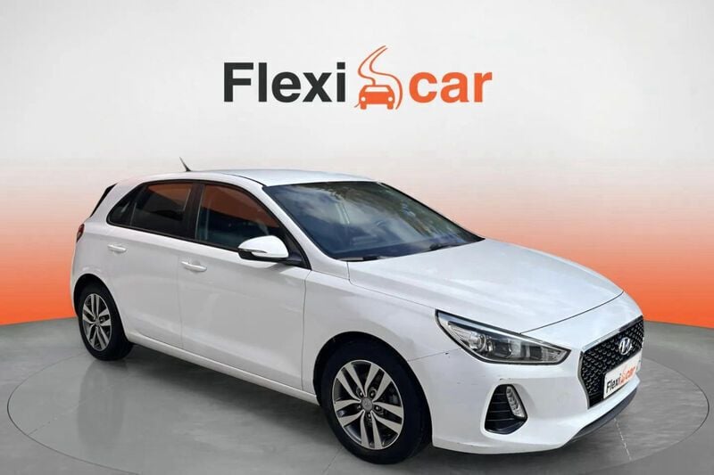 Blanco Usado 2019 Hyundai i30 Style Berlina | 12.490 € (Precio justo) - Imagen 1/4
