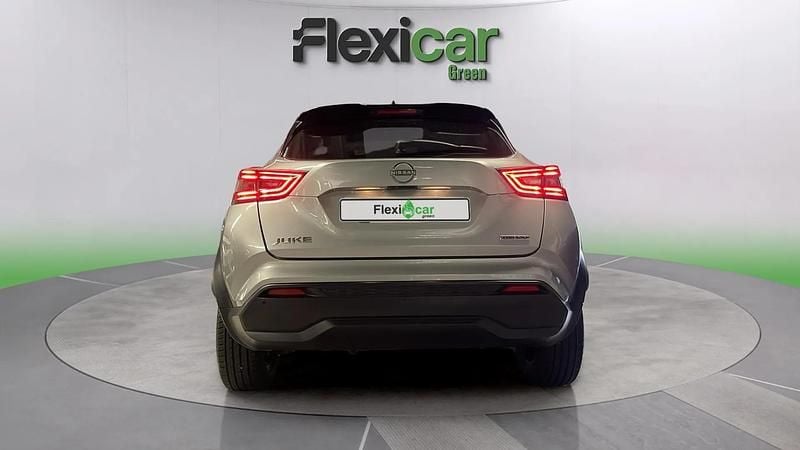 Usado Nissan Juke N-Connecta 144 CV (105 kW) 2023 Gris SUV
