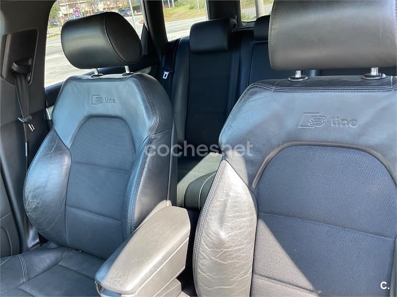 Usado Audi A4 140 CV (102 kW) 2005 Negro Familiar