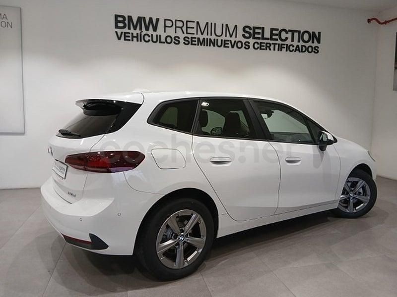 Usado BMW 218 150 CV (110 kW) 2024 Blanco Familiar