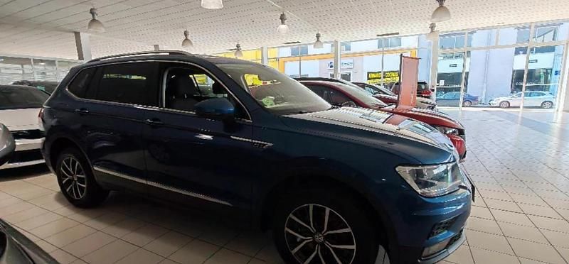 Usado VW Tiguan Allspace Advance 150 CV (110 kW) 2021 Azul SUV