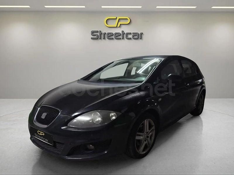 Usado Seat Leon Copa 105 CV (77 kW) 2013 Negro Berlina