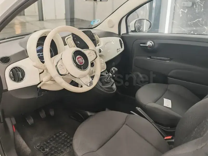 Usado Fiat 500 Club 70 CV (51 kW) 2023 Blanco Berlina