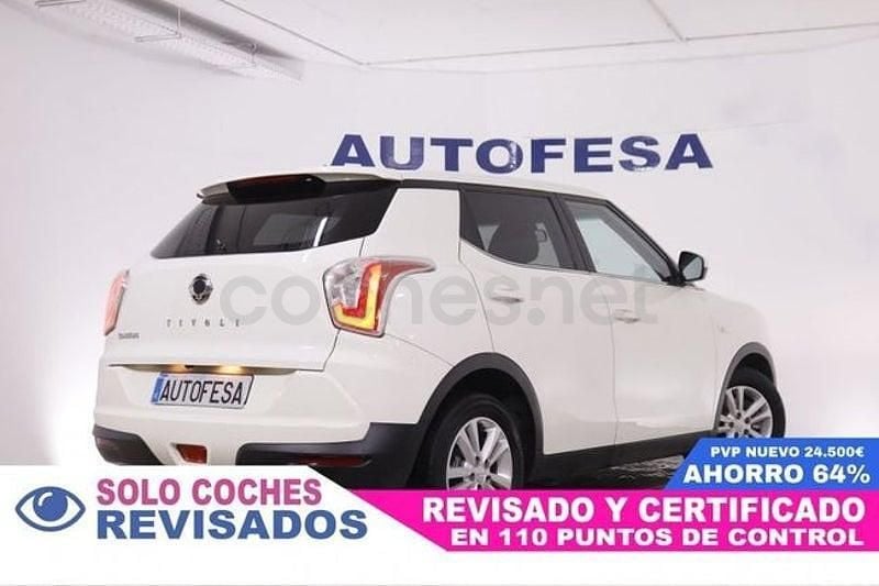 Usado Ssangyong (KGM) Tivoli 115 CV (84 kW) 2015 Blanco SUV