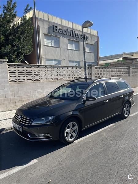 Marrón Usado 2013 VW Passat Highline Familiar | 8500 € - Imagen 1/4