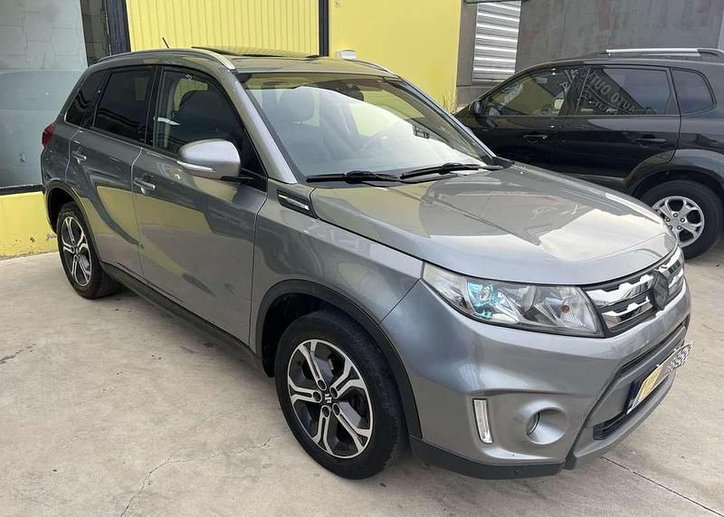 Usado Suzuki Vitara GLX 120 CV (88 kW) 2015 Azul SUV