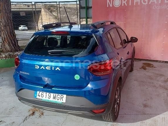 Usado Dacia Sandero Expression 101 CV (74 kW) 2023 Azul Berlina