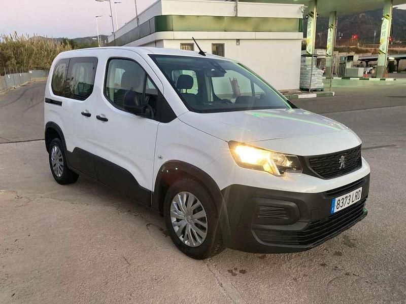 Blanco Usado 2021 Peugeot Rifter Active Monovolumen | 12.999 € (Precio justo) - Imagen 1/4