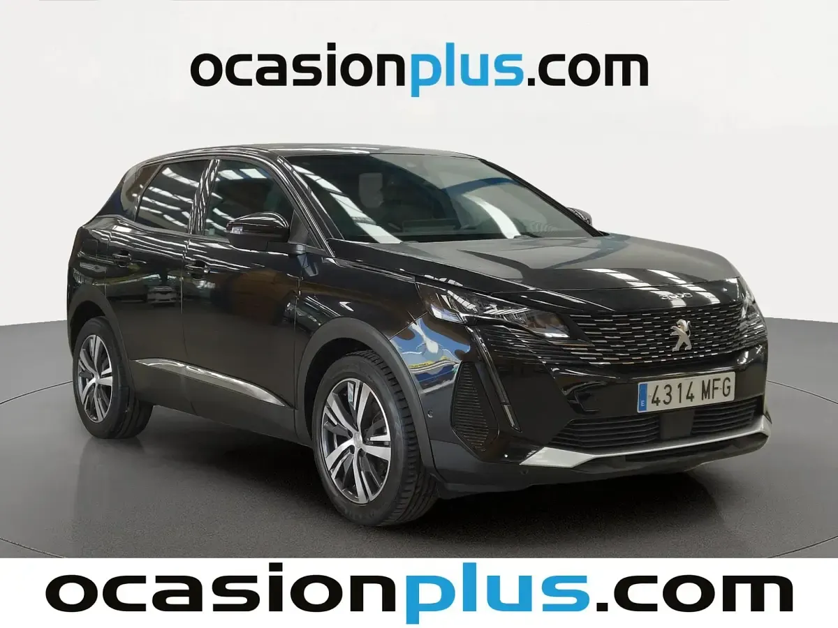 Usado Peugeot 3008 Allure 131 CV (96 kW) 2023 Negro SUV