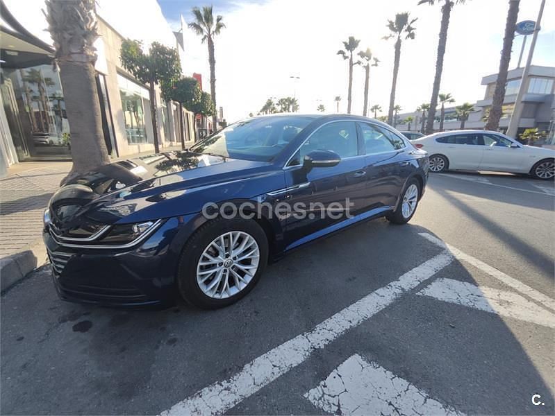 Usado VW Arteon 150 CV (110 kW) 2019 Azul Berlina