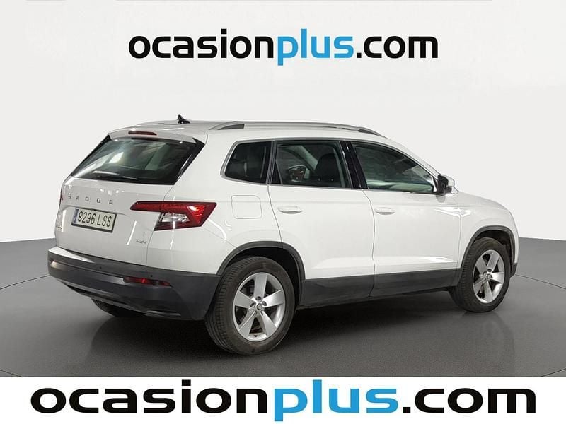Usado Skoda Karoq Ambition 150 CV (110 kW) 2021 Blanco SUV