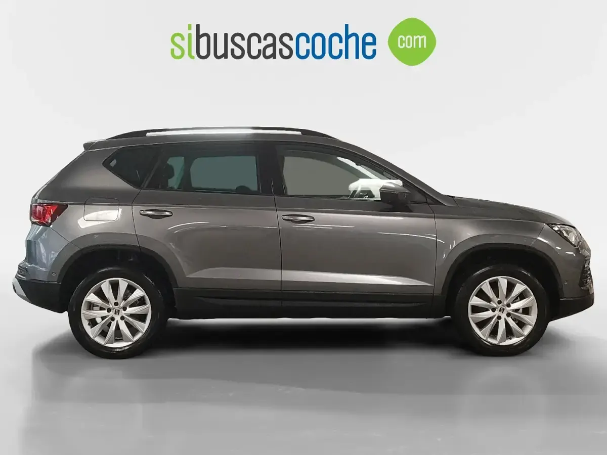 Usado Seat Ateca FR 150 CV (110 kW) 2025 Gris/plata SUV