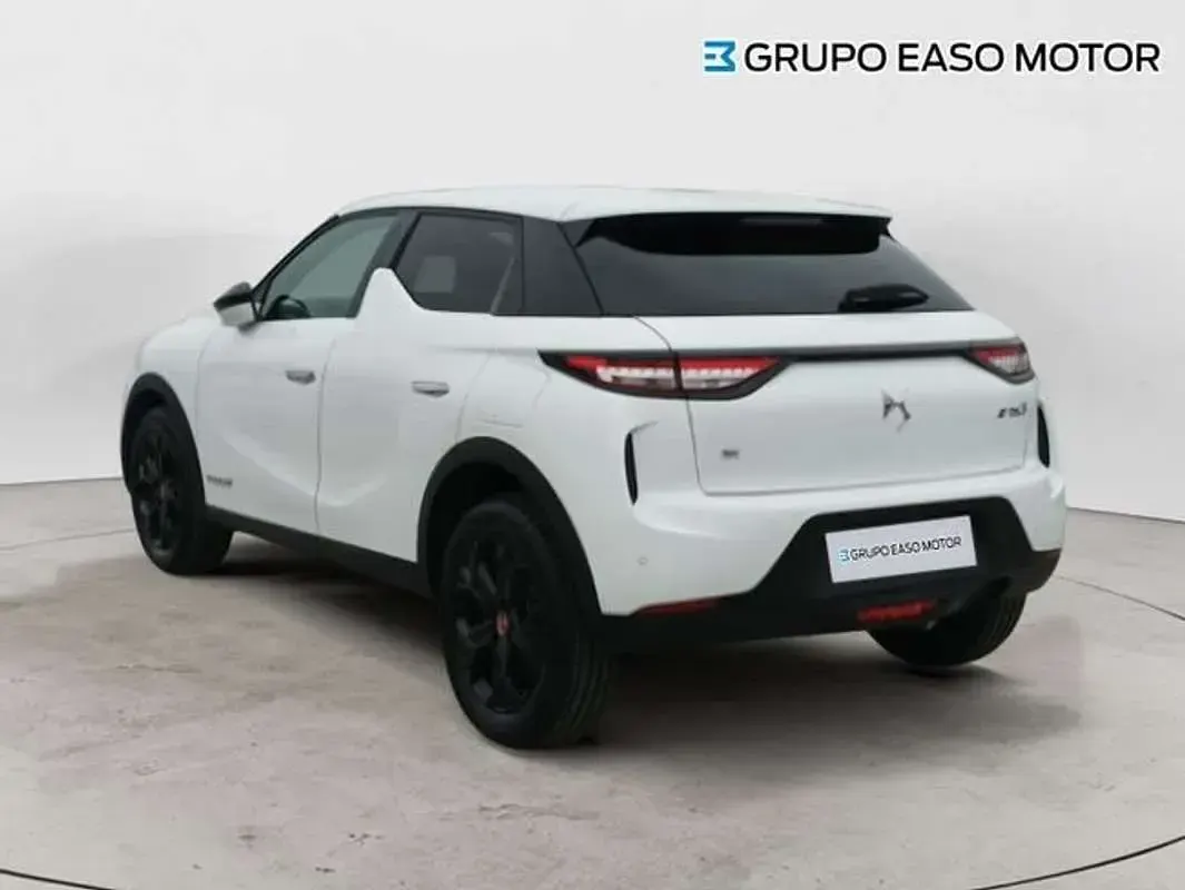 Usado DS Automobiles DS3 Crossback Performance 101 CV (74 kW) 2021 Blanco SUV