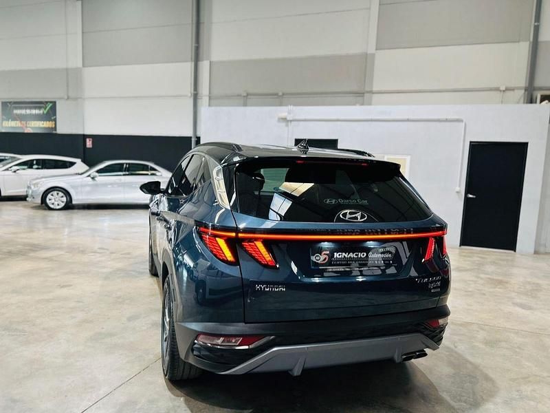 Usado Hyundai Tucson 136 CV (100 kW) 2022 Gris / plata SUV