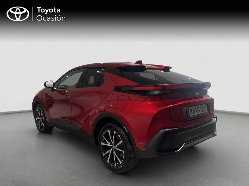 Nuevo Toyota C-HR Advance 223 CV (164 kW) 2025 Rojo SUV