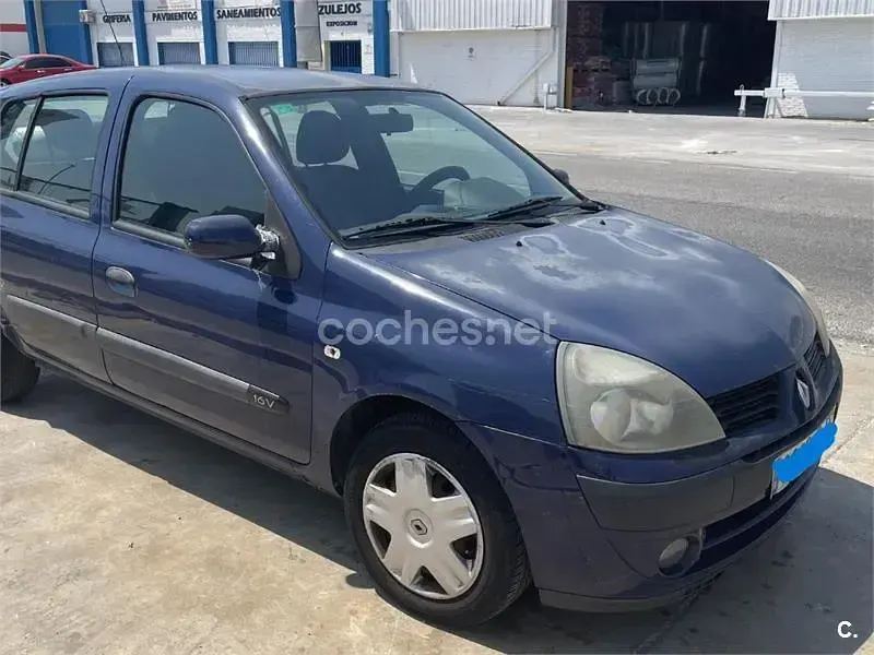 Usado Renault Clio II 75 CV (55 kW) 2005 Azul Berlina