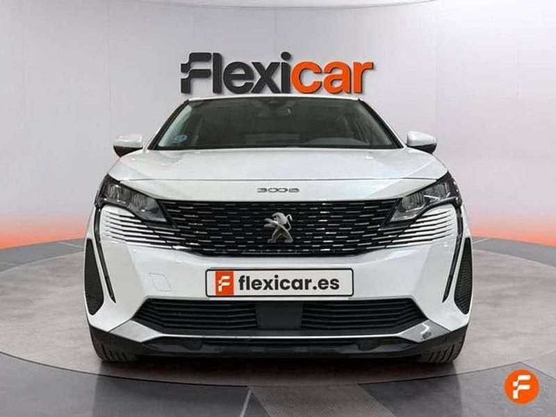 Usado Peugeot 3008 Active 131 CV (96 kW) 2021 Blanco SUV