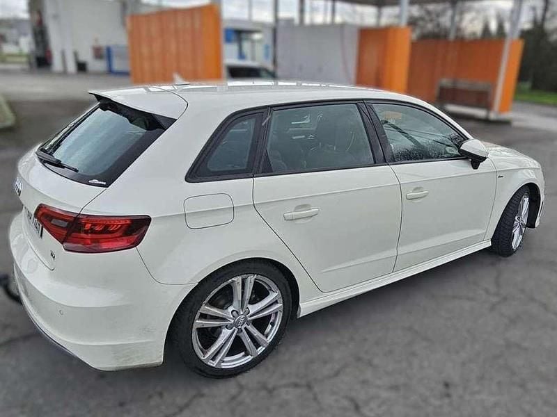 Usado Audi A3 Sportback S-Line 150 CV (110 kW) 2014 Blanco Utilitario