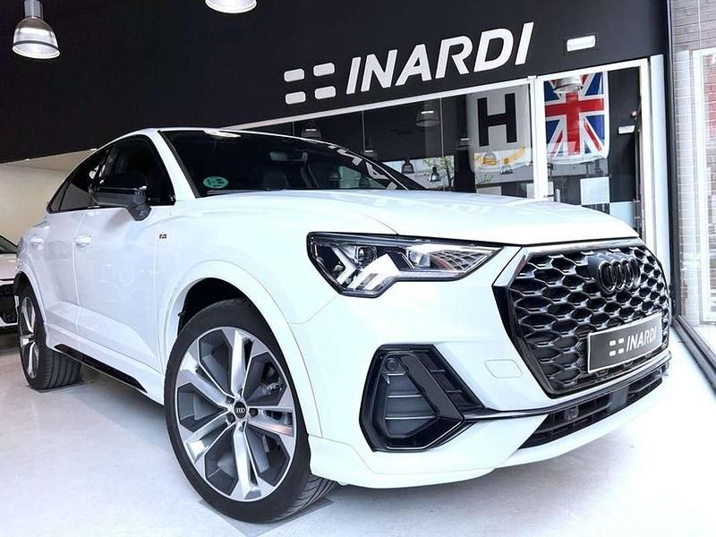 Blanco Usado 2024 Audi Q3 Sportback Ambiente SUV | 44.890 € (Un poco caro) - Imagen 1/4