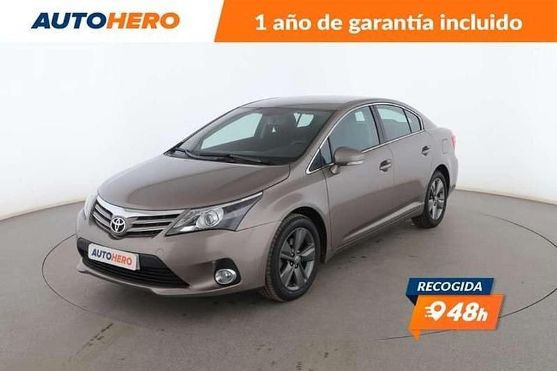 Usado Toyota Avensis Advance 150 CV (110 kW) 2015 Gris Berlina