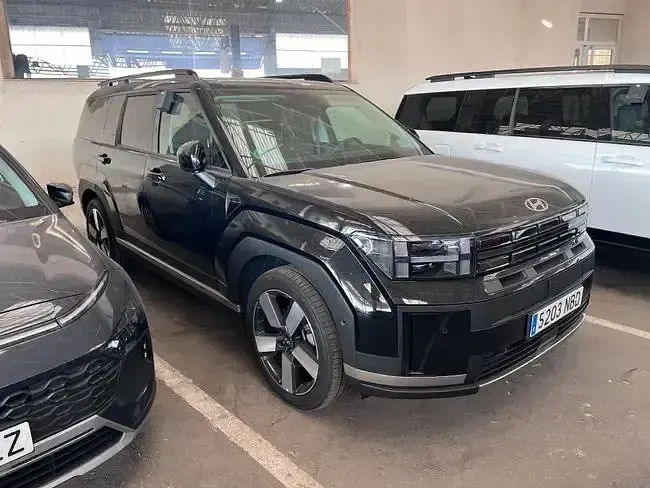 Usado Hyundai Santa Fe Style 215 CV (158 kW) 2025 Negro SUV
