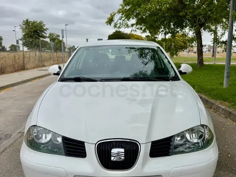 Usado Seat Ibiza Sport 100 CV (73 kW) 2006 Blanco Utilitario