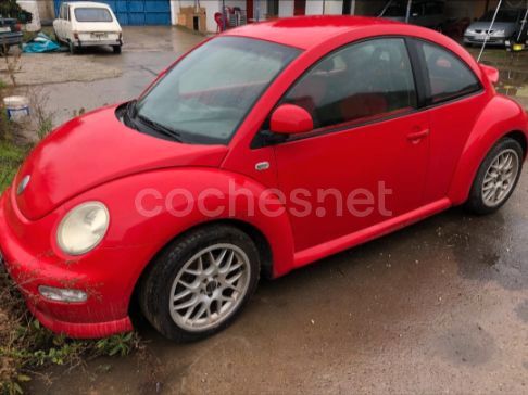Rojo Usado 2000 VW Beetle Berlina | 4500 € (Precio justo) - Imagen 1/4
