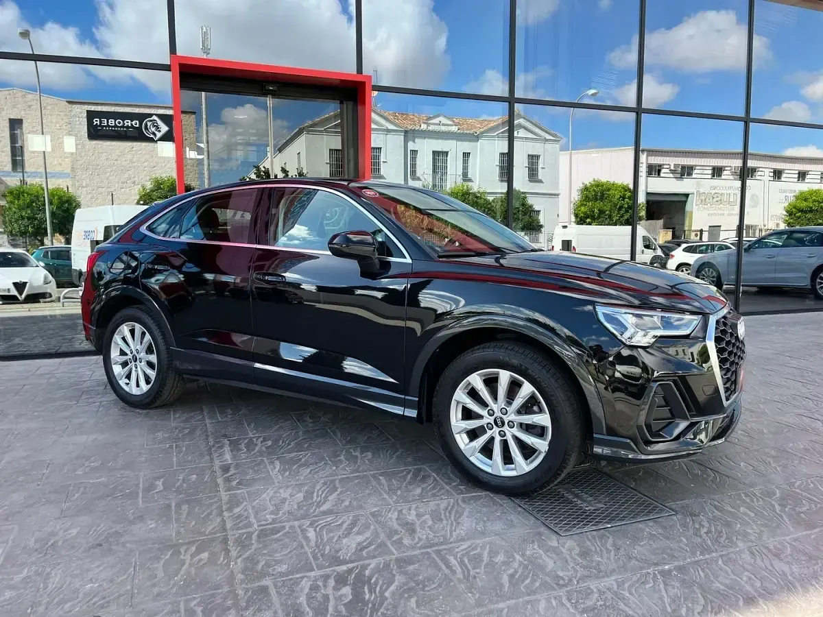 Usado Audi Q3 Sportback S-Line 245 CV (180 kW) 2022 Negro SUV