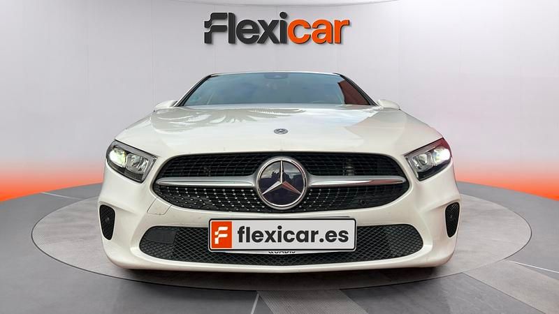 Usado Mercedes A180 136 CV (100 kW) 2021 Blanco Utilitario