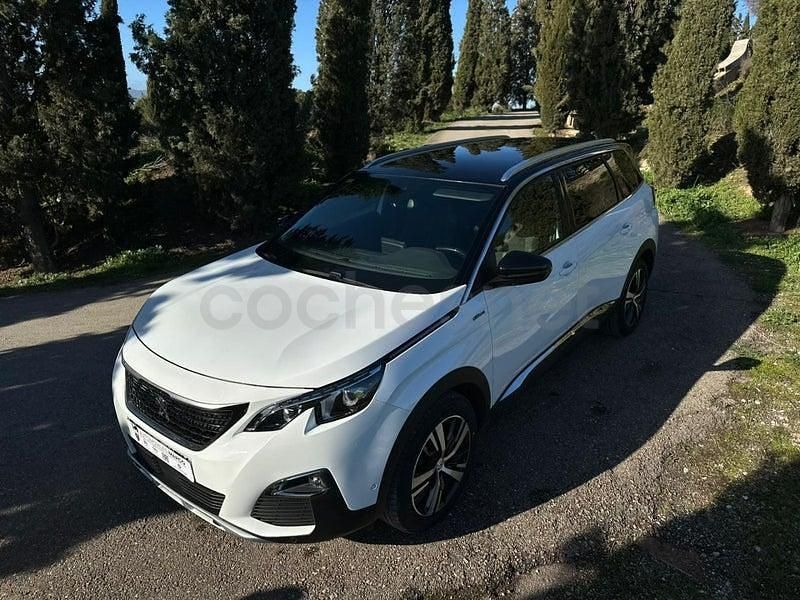 Usado Peugeot 5008 GT-line 130 CV (95 kW) 2018 Blanco SUV