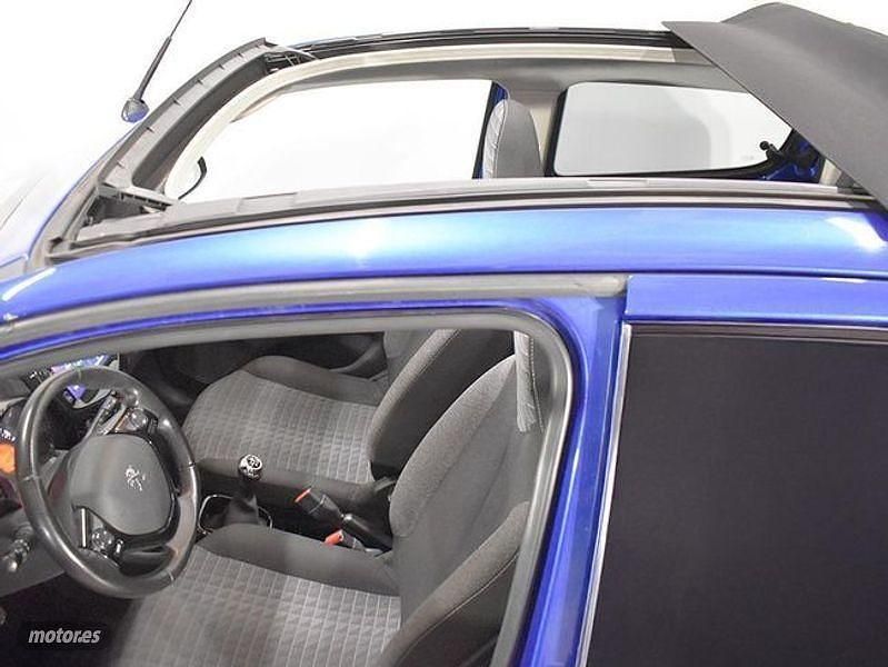 Usado Peugeot 108 Allure 72 CV (52 kW) 2021 Azul Descapotable