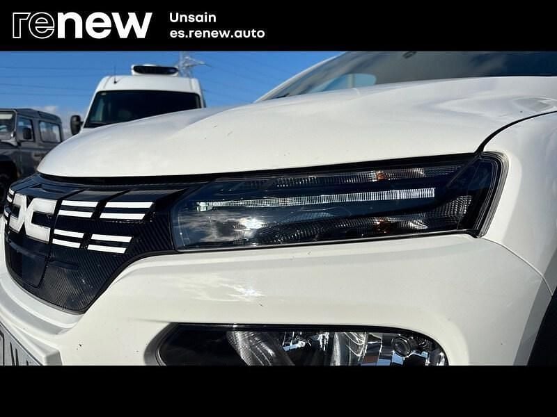 Usado Dacia Spring Essentiel 33 kW (45 CV) 2023 Blanco Utilitario