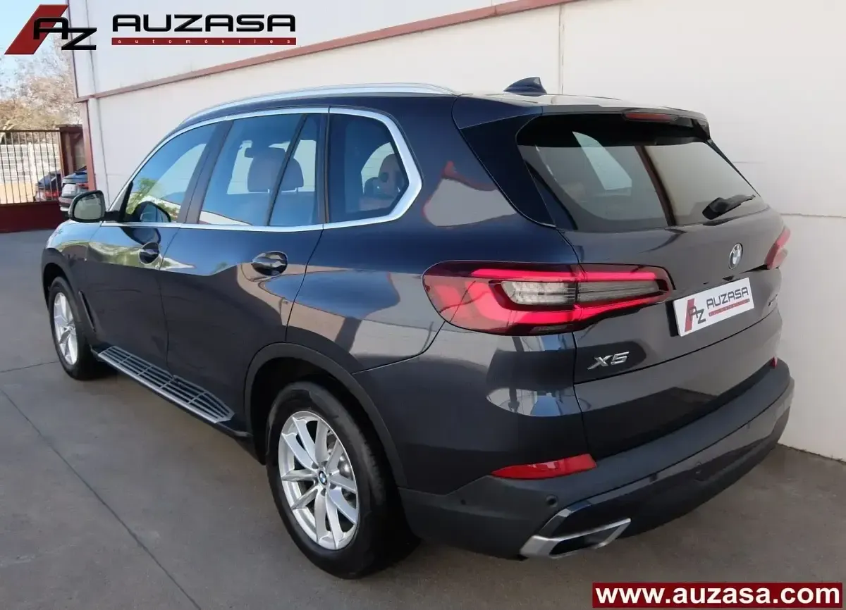 Usado BMW X5 Comfort Edition 286 CV (210 kW) 2021 Gris / plata SUV