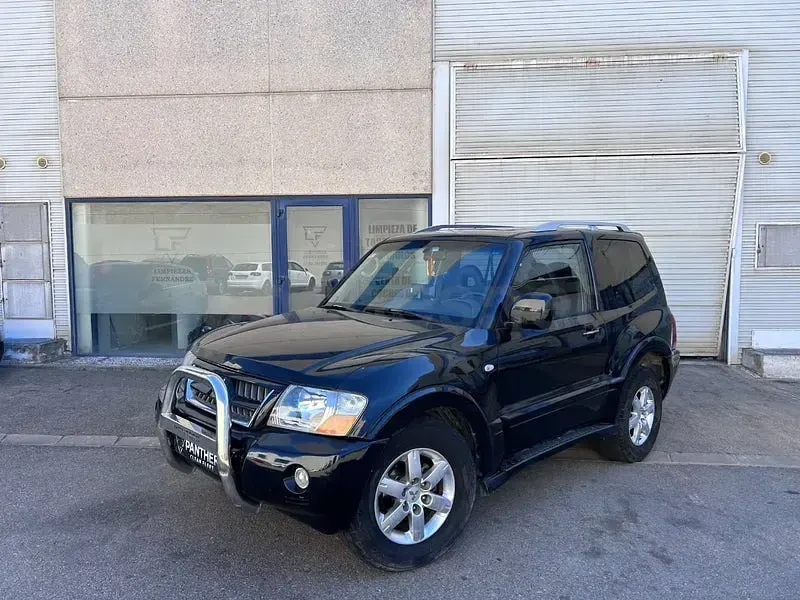 Usado Mitsubishi Montero Intense 160 CV (117 kW) 2006 Negro SUV