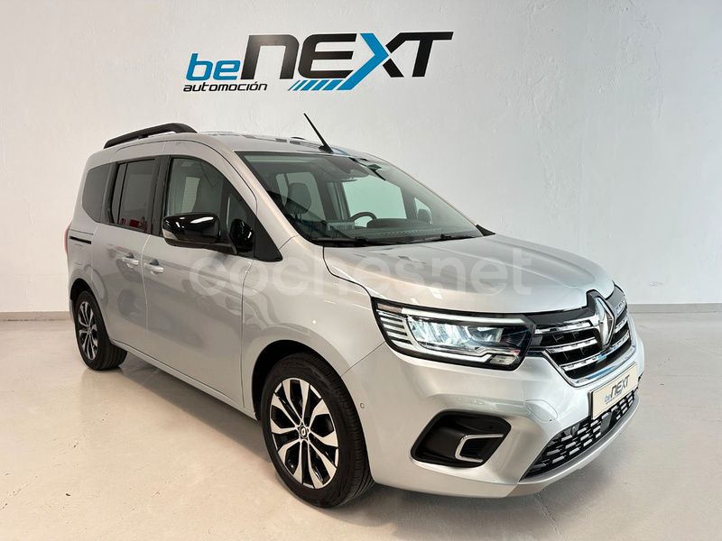 Gris / plata Usado 2023 Renault Kangoo Techno Monovolumen | 23.790 € (Precio justo) - Imagen 1/4