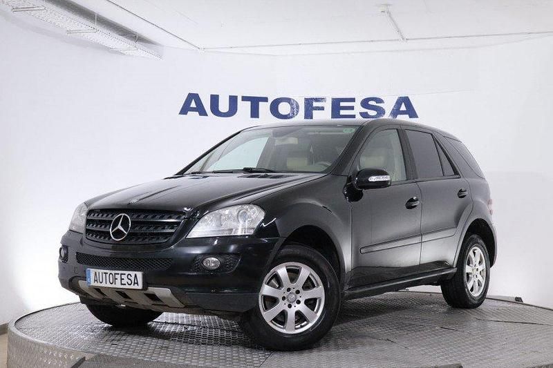 Azul Usado 2008 Mercedes ML350 SUV | 9950 € - Imagen 1/4