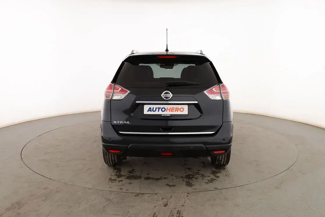 Usado Nissan X-Trail Tekna 130 CV (95 kW) 2016 Negro SUV